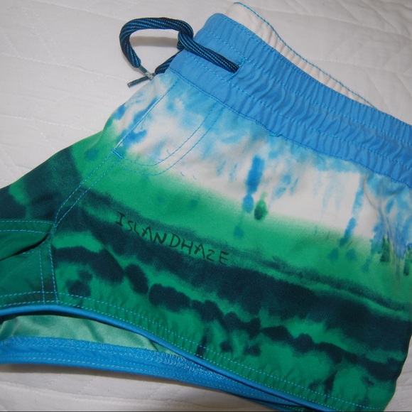 Island Haze Swim Shorts/Bikini Coverup - Picture 5 of 5